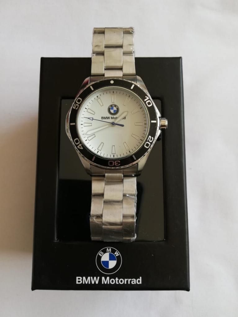 Vendo autentico reloj BMW blanco- negro ¡NUEVO!