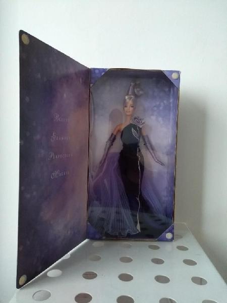 Barbie Collector Avon Bob Mackie