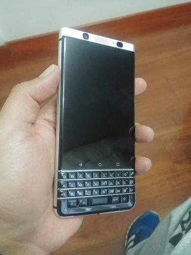 Blackberry Keyone Bbb-100-3, 4g Lte 8 Núcleos 3 Ram 32