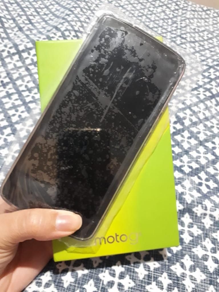Hermoso Celular Moto G6