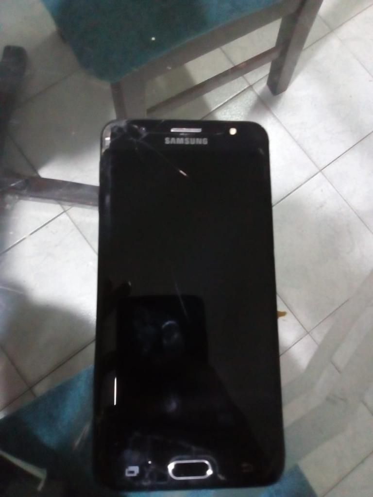 Samsung J7 Prime (negociable)