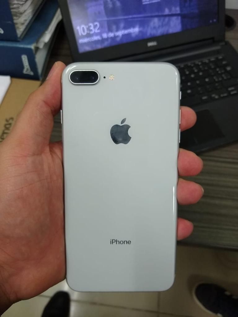 Se Vende iPhone 8 Plus de 256 Gb