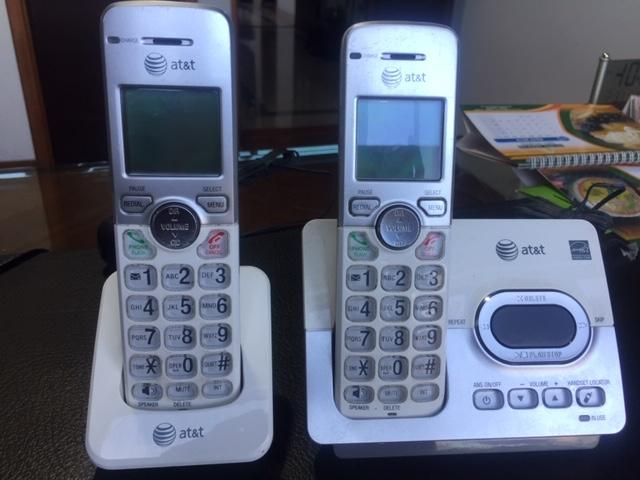 Telefonos inalambricos dobles ATT