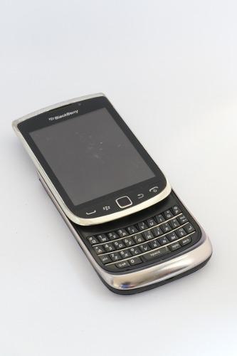 Teléfono Blackberry Dañado Con Audífonos Originales