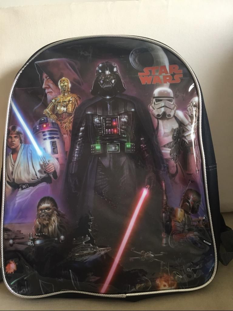 MORRAL DE ESCUELA DE STAR WARS, Ver Foto