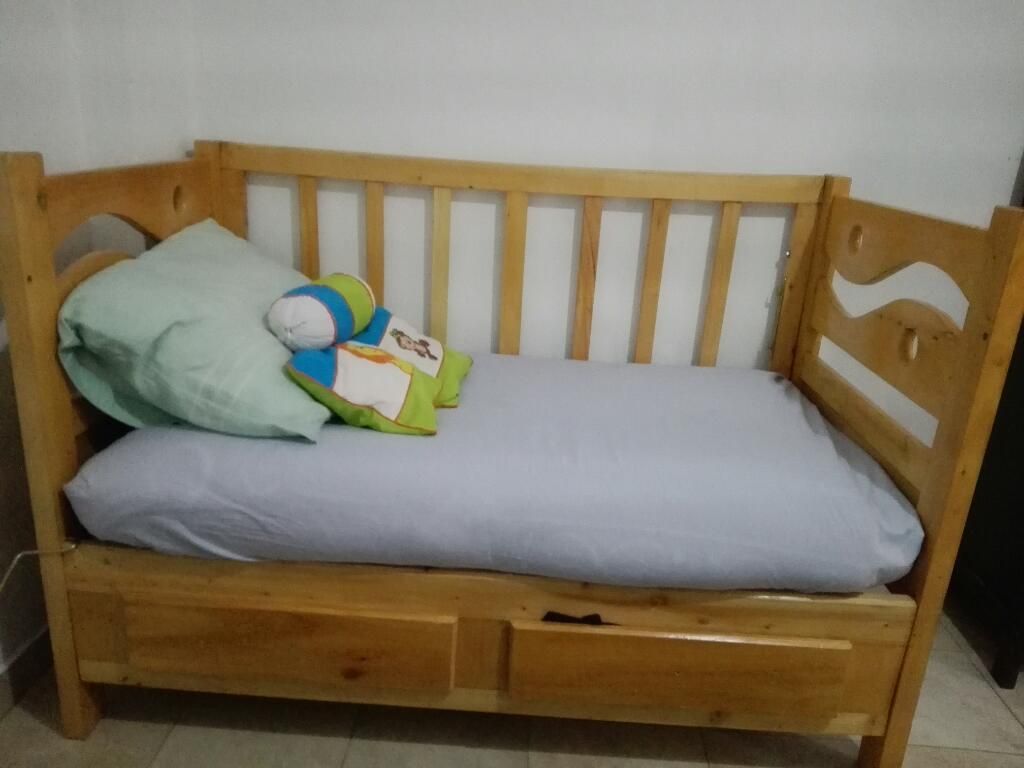 Se Vende Cuna con Colchoneta