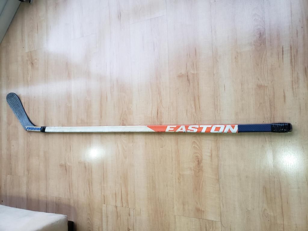 Stick palo de hockey en fibra de carbono marca Easton y pala