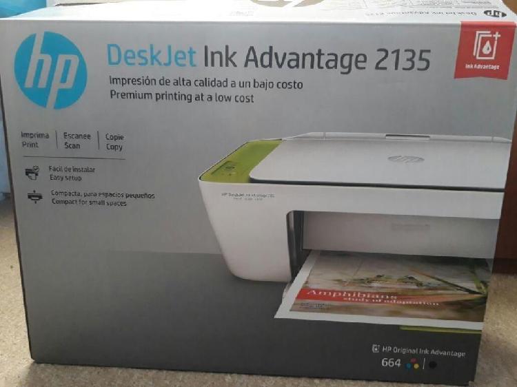 Venta de impresora HP Deskjet ink advantage 2135