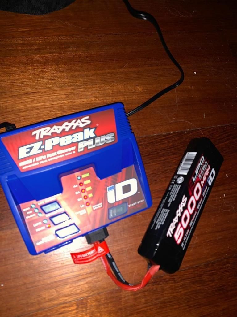 Battery Traxxas con Cargador