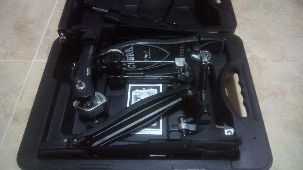 Doble Pedal Iron Cobra