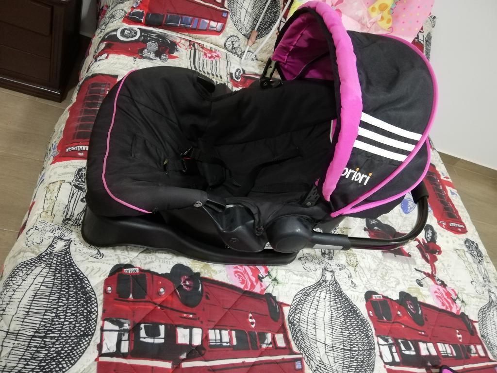 Coche con Silla para Bebe