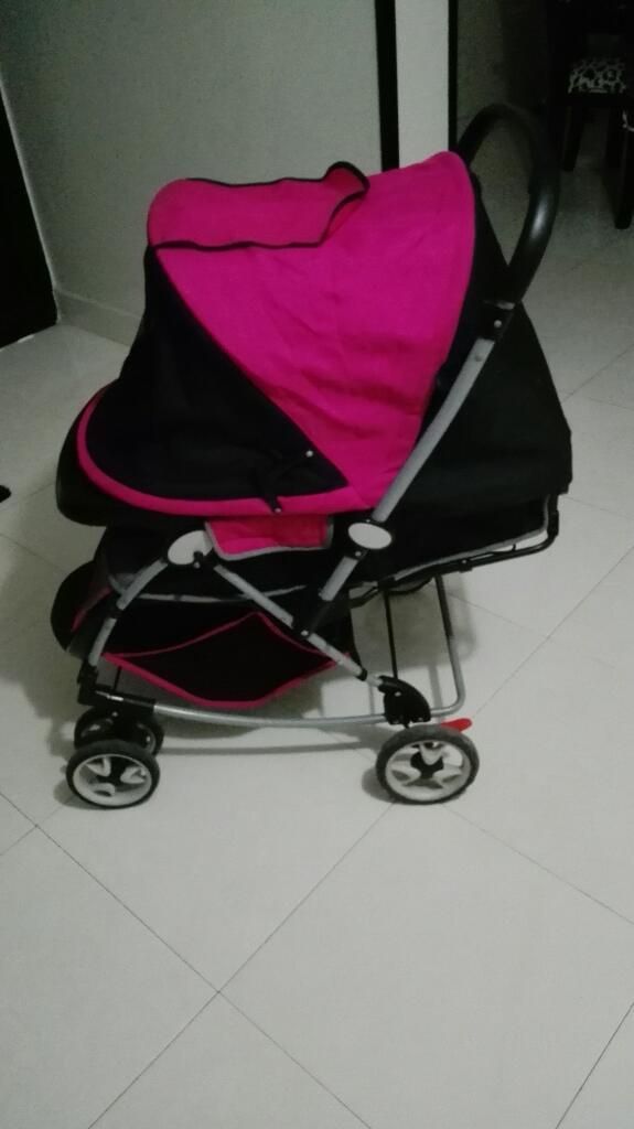 Coche para Bebe Casi Nuevo