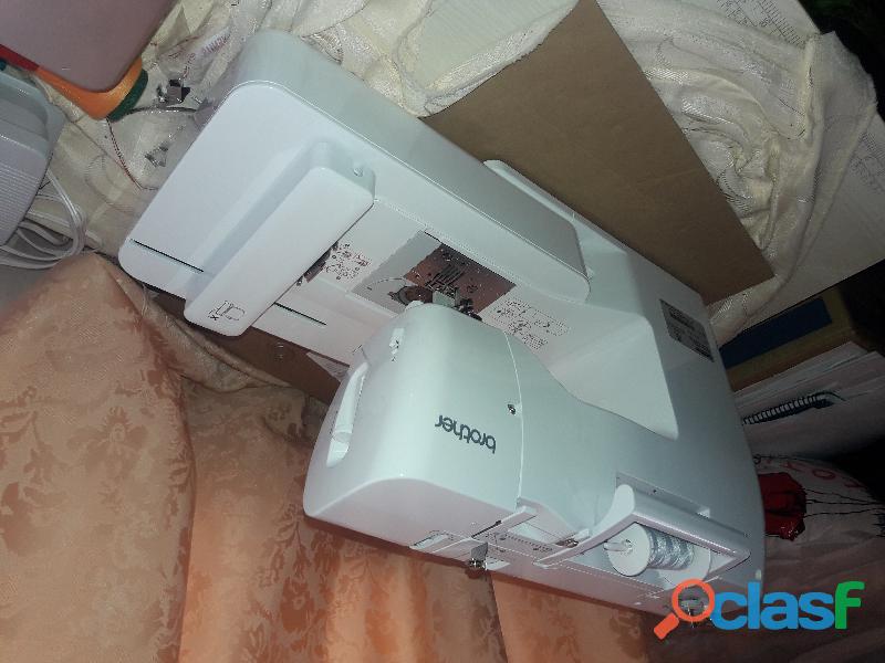 vendo maquina de coser y bordadora marca brother se 625