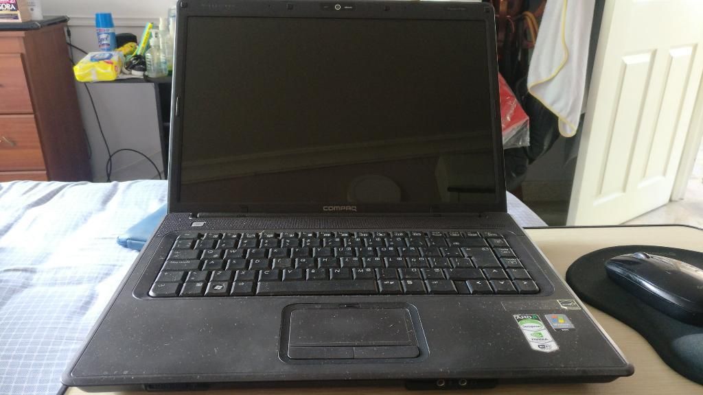 Vendo Portátil Compaq