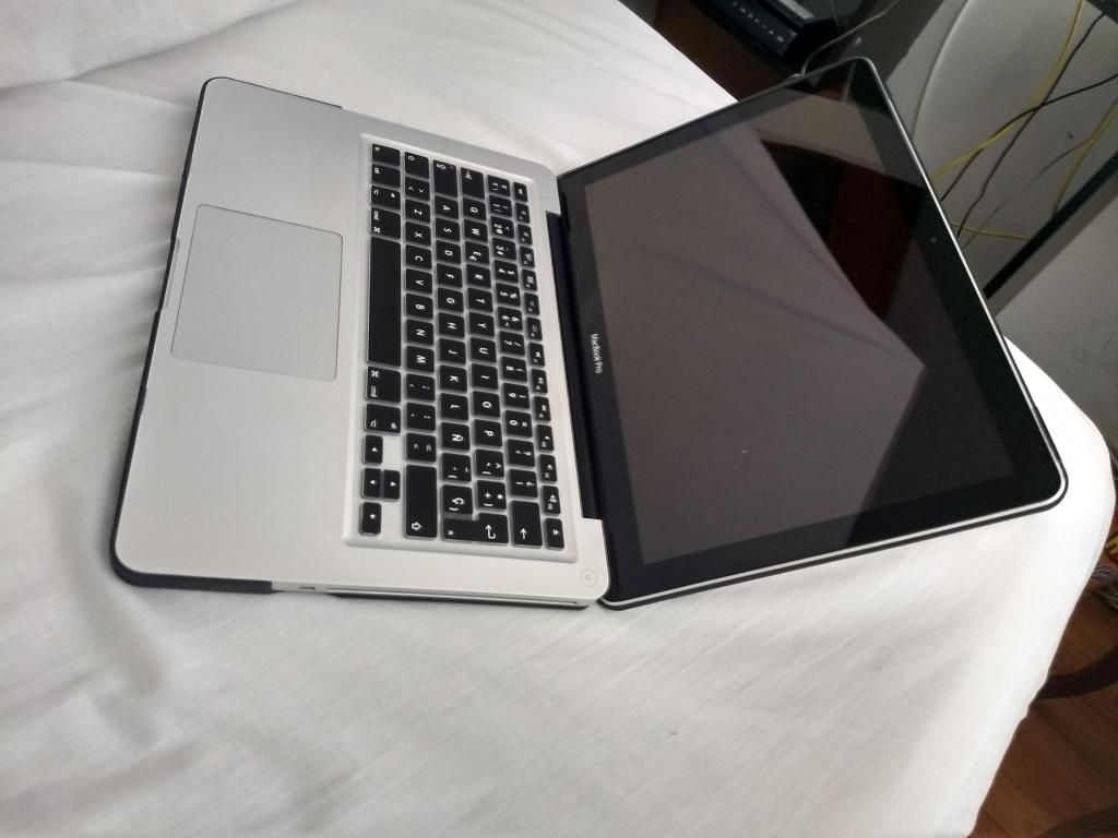 portatil macbook core 5 4gb ram 500 disco duro mediados 