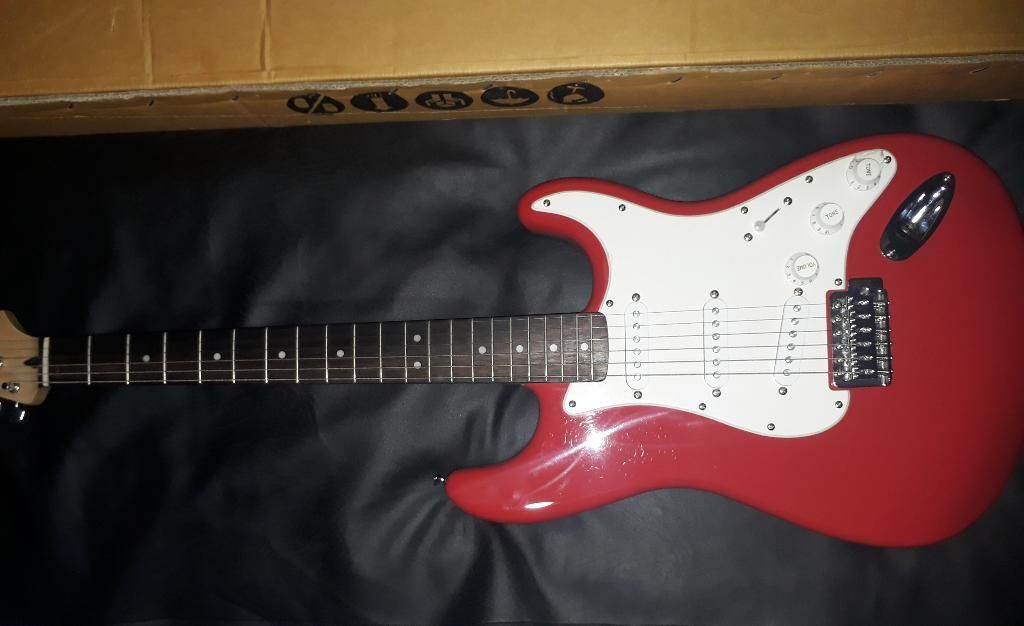 Guitarra Electrica Fender Squier