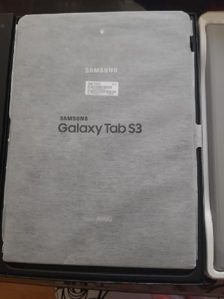 Tablet Samsung Tab S3 Y Teclado Cover