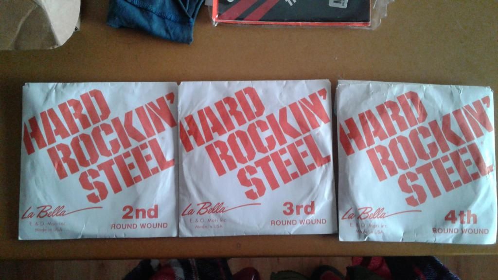cuerdas 2,3,4 para bajo de 4 cuerdas Hard Rockin Stell