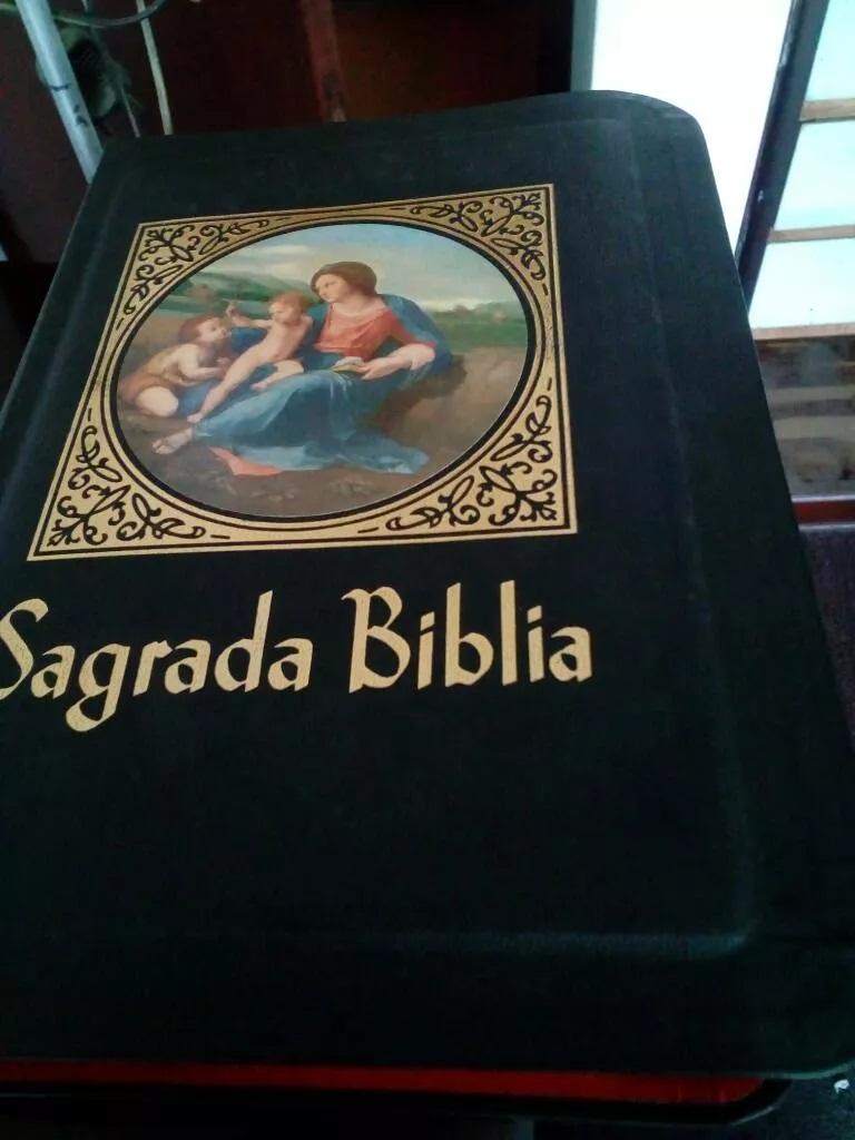 sagrada biblia