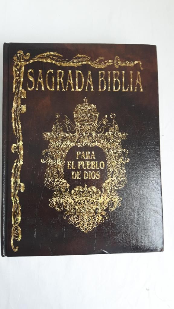 Biblia de Lujo, Tapa dura en Cuero, ilustraciones en color,