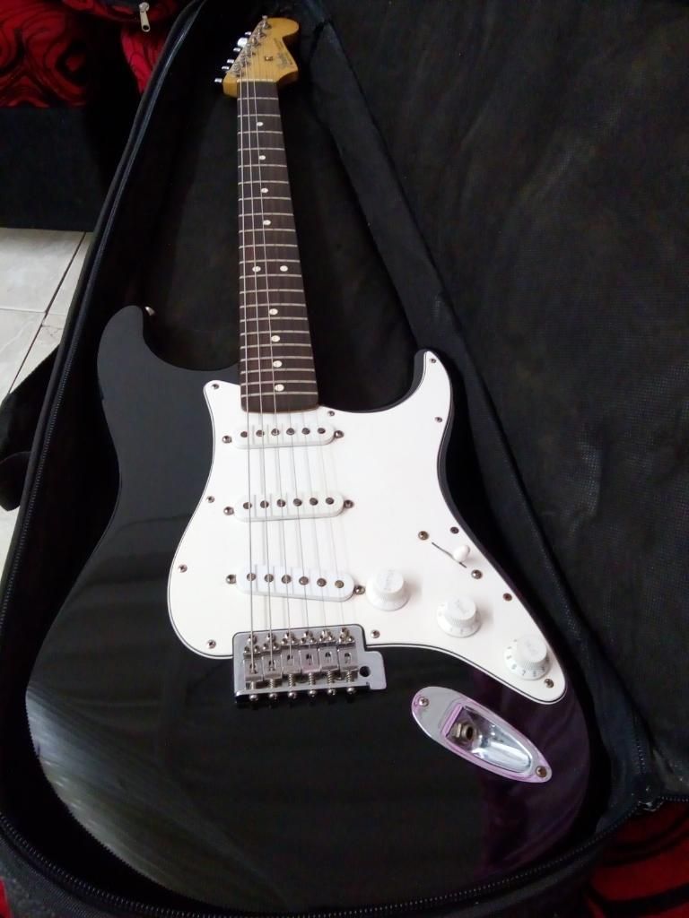 Fender Mexicna Stratocaster 60s