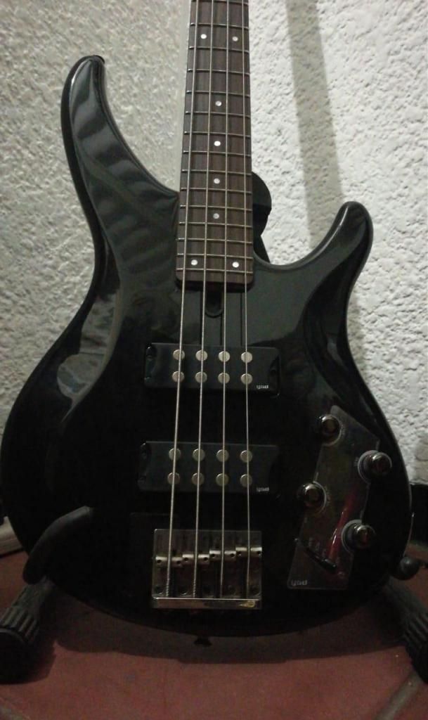 SE VENDE BAJO