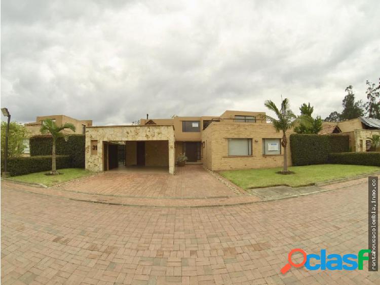 Casa en Arriendo Vereda Canelon RAH CO:19-616