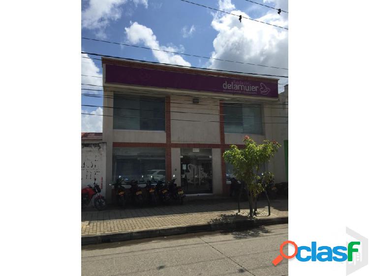 LOCAL COMERCIAL EN EL CENTRO DE LA CIUDAD