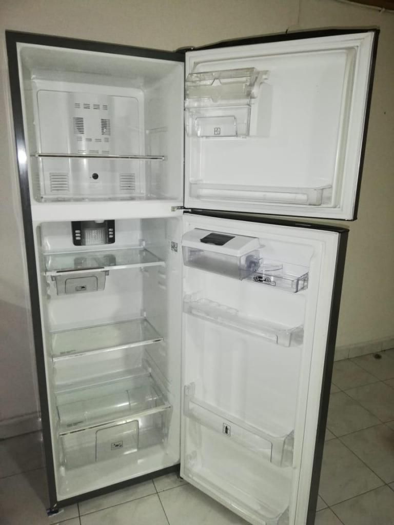 Nevera centrales 300 litros no frost