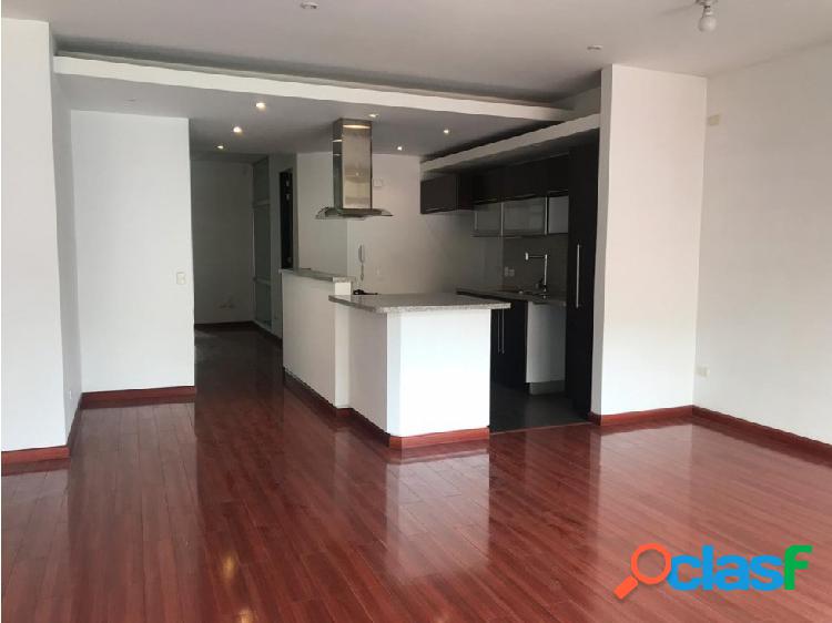 SE VENDE APARTAMENTO EN CHICO RESERVADO