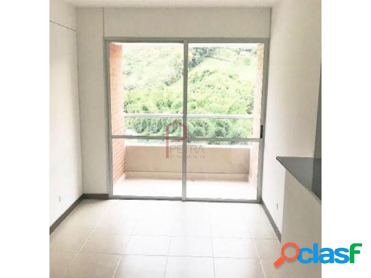 Se vende apartamento en Asdesillas, Sabaneta