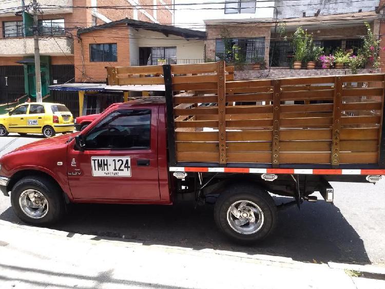 Chevrolet luv 2300