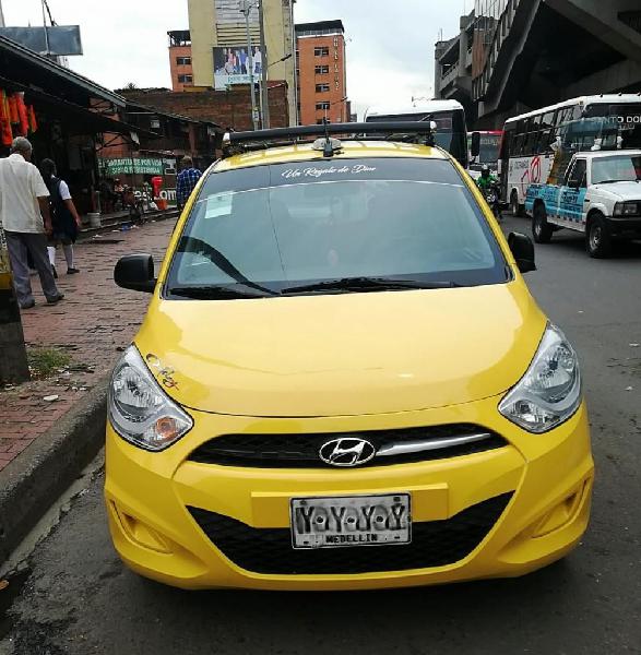 Taxi Hyundai atos 2013