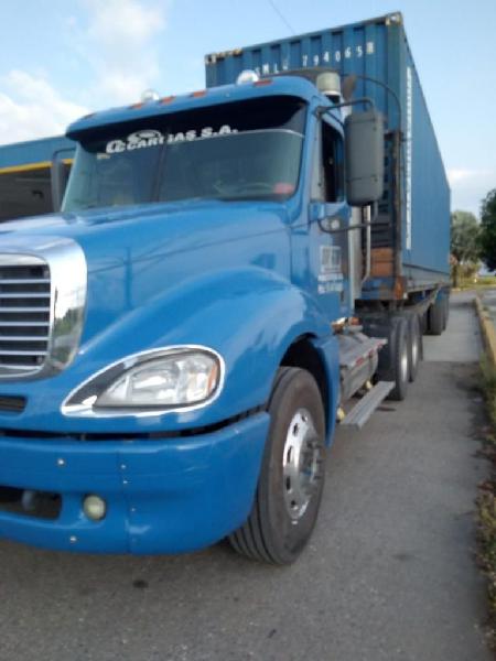 Tractomula Freightliner Columbia 2007