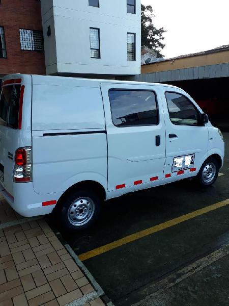 VENDO PERFECTO ESTADO CAMIONETA VAN CHEVROLET N200 MODELO