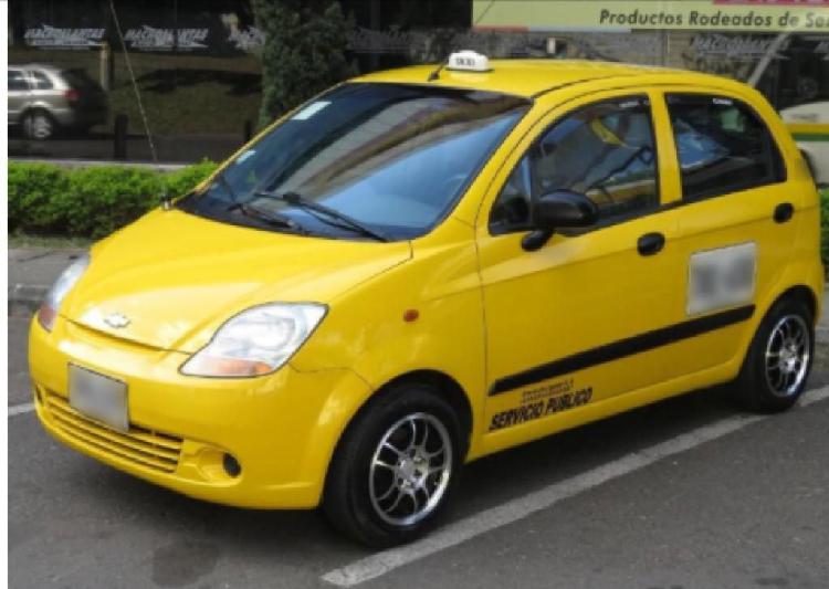 Vendo Taxi Spark Chevrolet modelo 2008 papeles al día