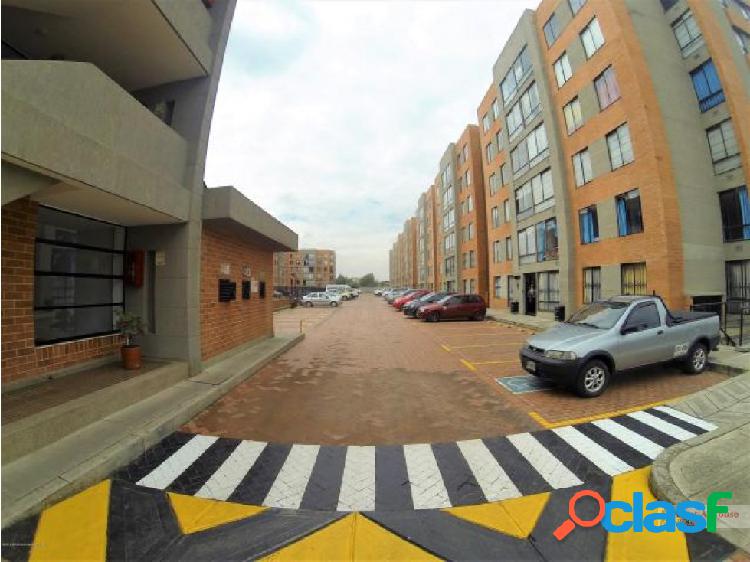 Apartamento en Venta Castilla MLS 19-115 RBL