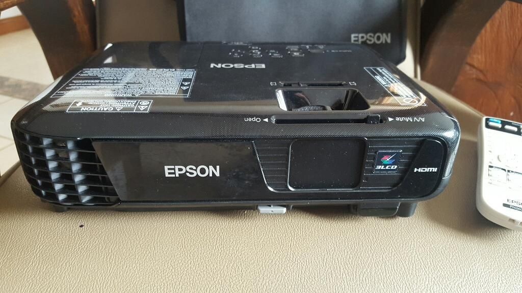 Video Proyector Epson S31