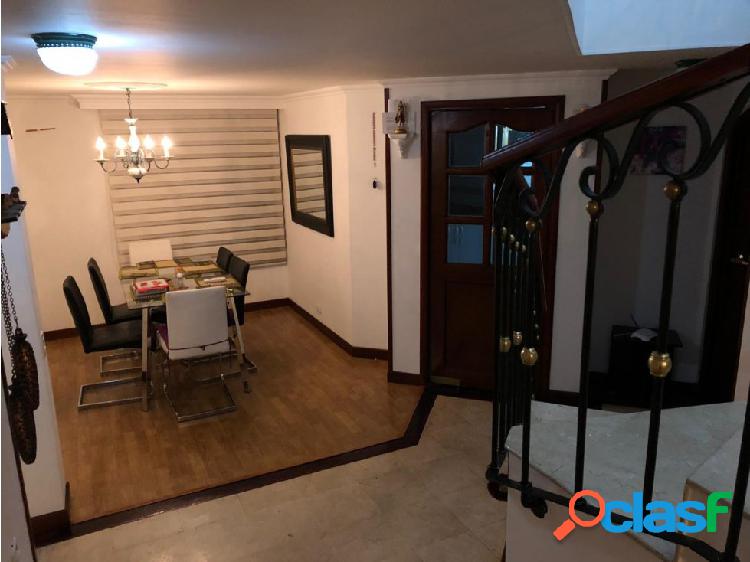 SE VENDE APARTAMENTO EN NUEVA AUTOPISTA