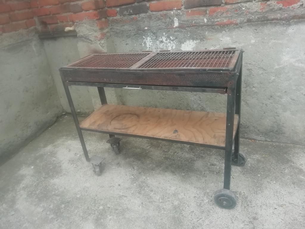 Asador de Carbón