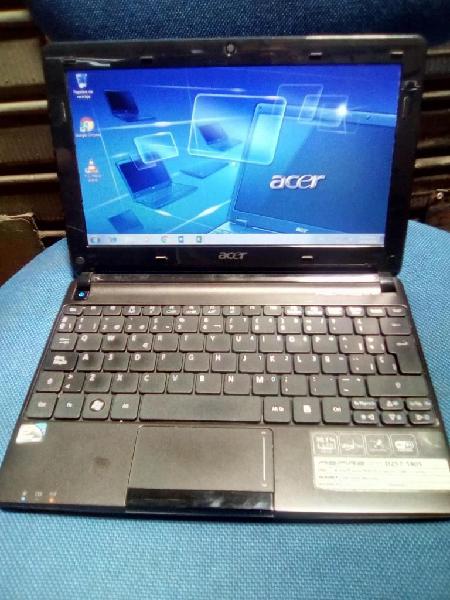 Acer Aspire One - Mini-Laptop- Intel Atom 1.6 Ghz