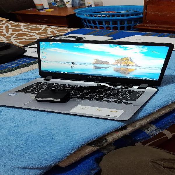 Portátil Lapto Asus Core I3 7ma 1tb