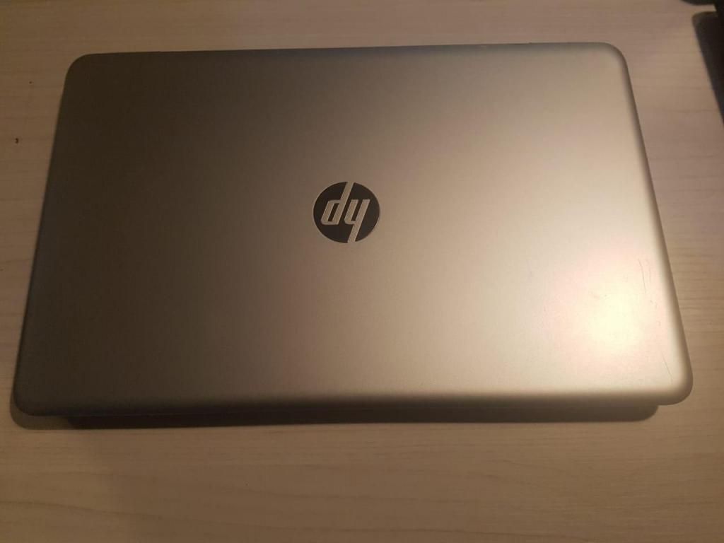 Magnifico portatil HP Core i7