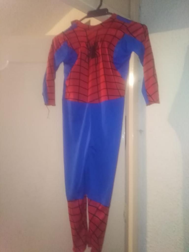 Dizfras de Spiderman para Niño