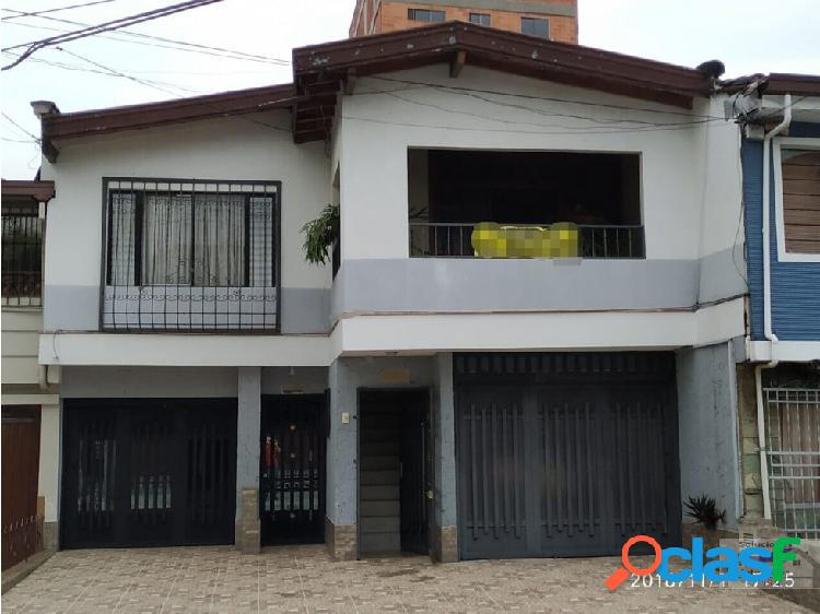 Se Vende Casa En Simón Bolívar, Laureles Medellin