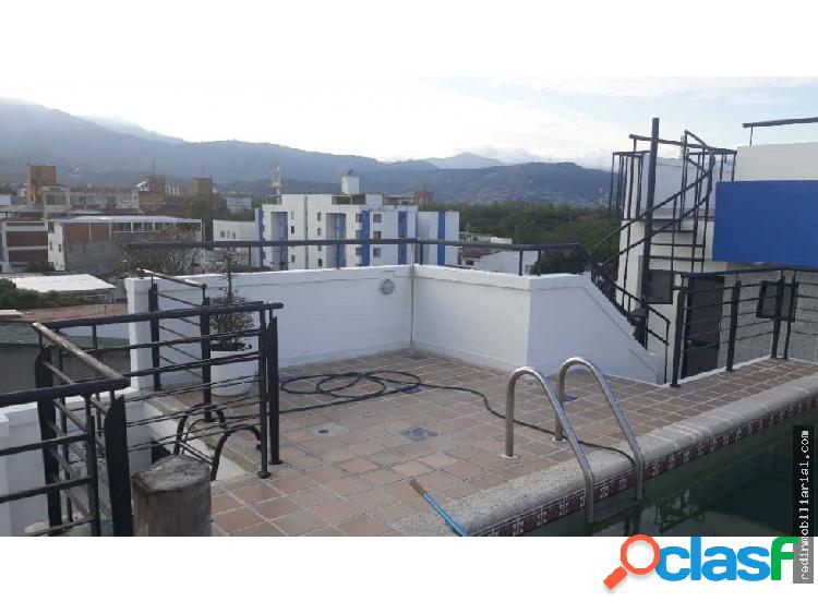 alquilo apartamento dúplex en el sur de Cali