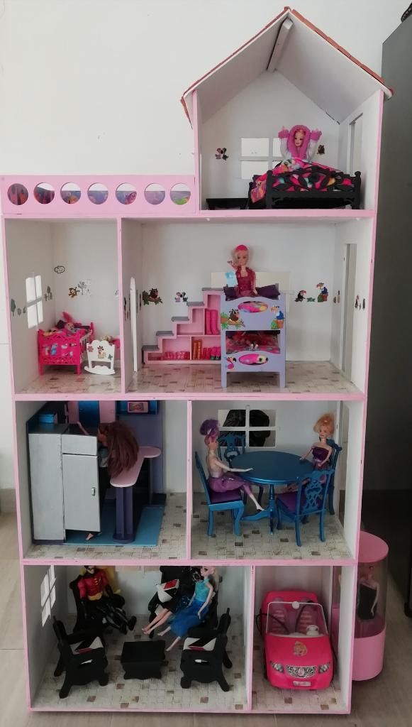 Se Vende Casa de Muñecas para Barbie