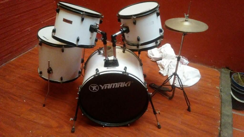 Bateria en Venta poco Uso