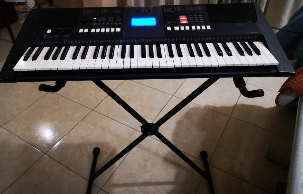 Organeta Yamaha Psre423