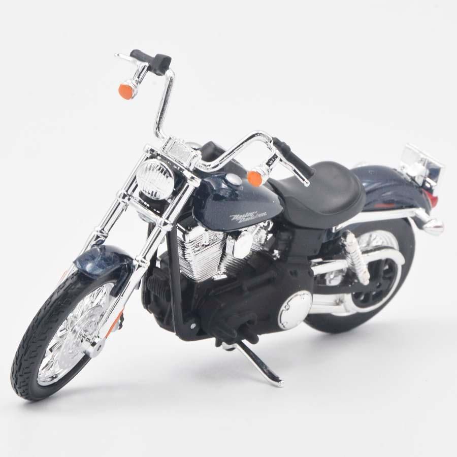 Harley Davidson - Fxdbi Dyna Street Bob - Escala 1:18 Re 912